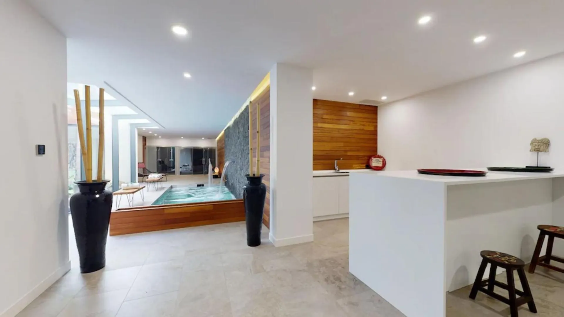 Karat Villa Playa Paraiso Spain